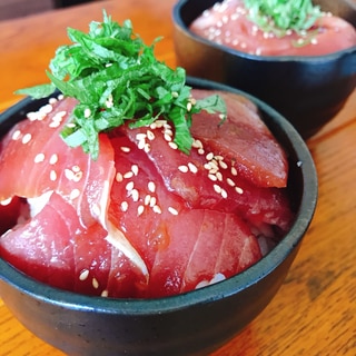 マグロの切り落としで簡単漬け丼